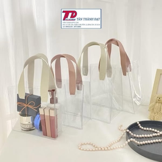 Túi PVC trong suốt trơn đựng mỹ phẩm, làm quà tặng.